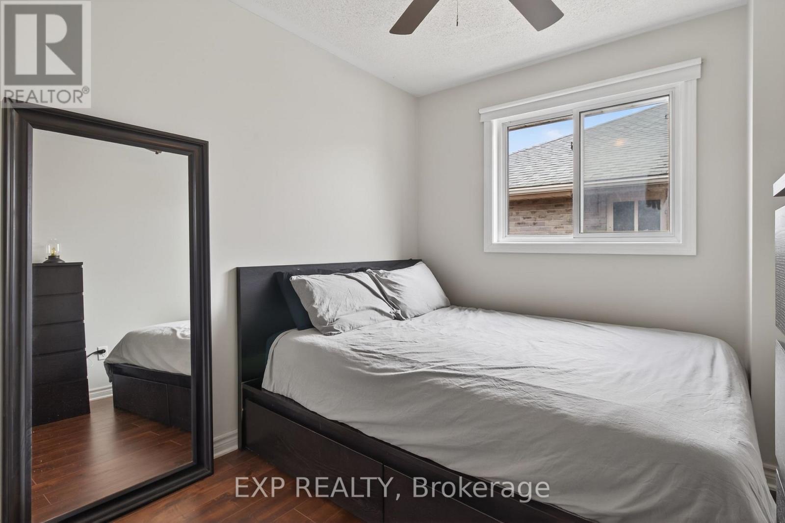 65 Dunnett Drive, Barrie (Ardagh), Ontario  L4N 0J6 - Photo 22 - S13010552