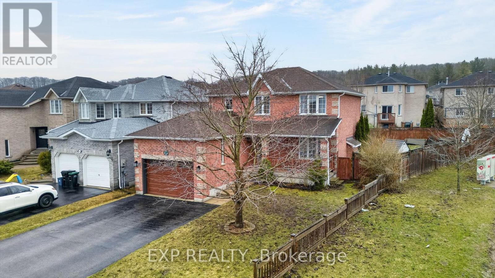 65 Dunnett Drive, Barrie (Ardagh), Ontario  L4N 0J6 - Photo 3 - S13010552