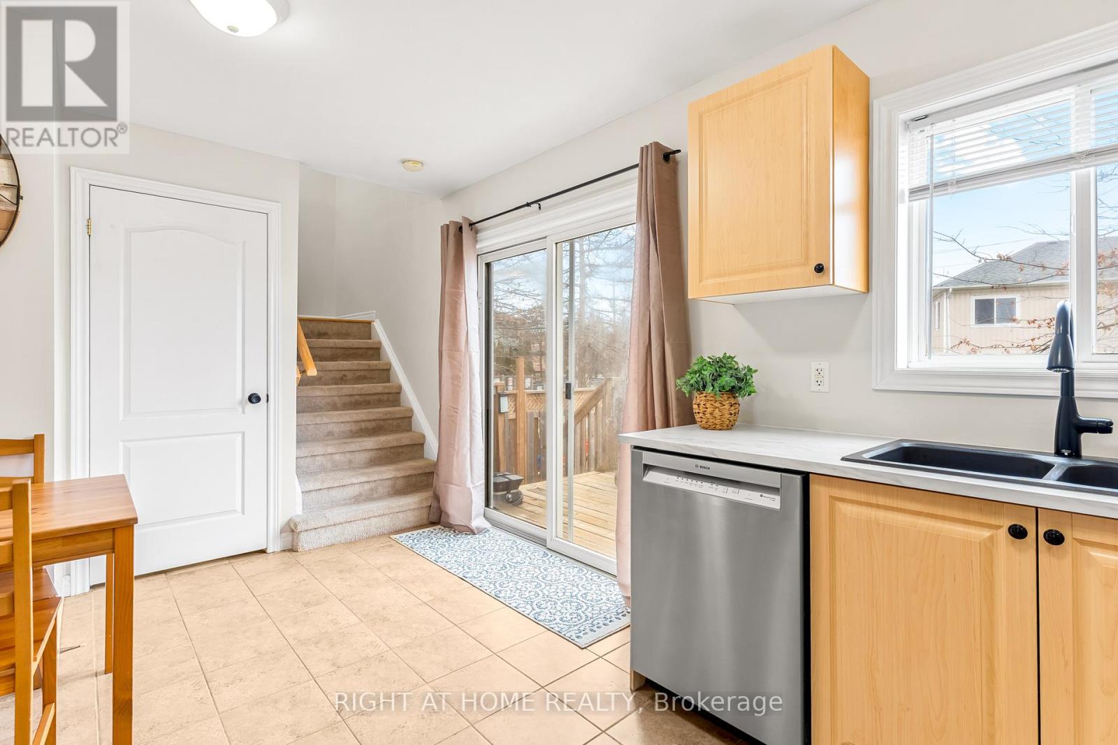 113 - 800 West Ridge Boulevard, Orillia, Ontario  L3V 0A1 - Photo 10 - S13010660