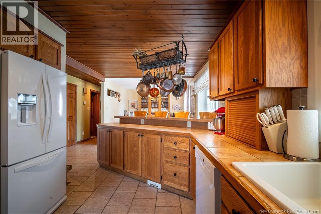 38 Cornwall Road, Shediac, New Brunswick  E4P 1P1 - Photo 10 - NB137382