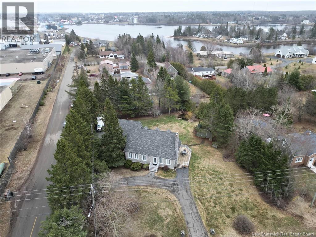 38 Cornwall Road, Shediac, New Brunswick  E4P 1P1 - Photo 2 - NB137382