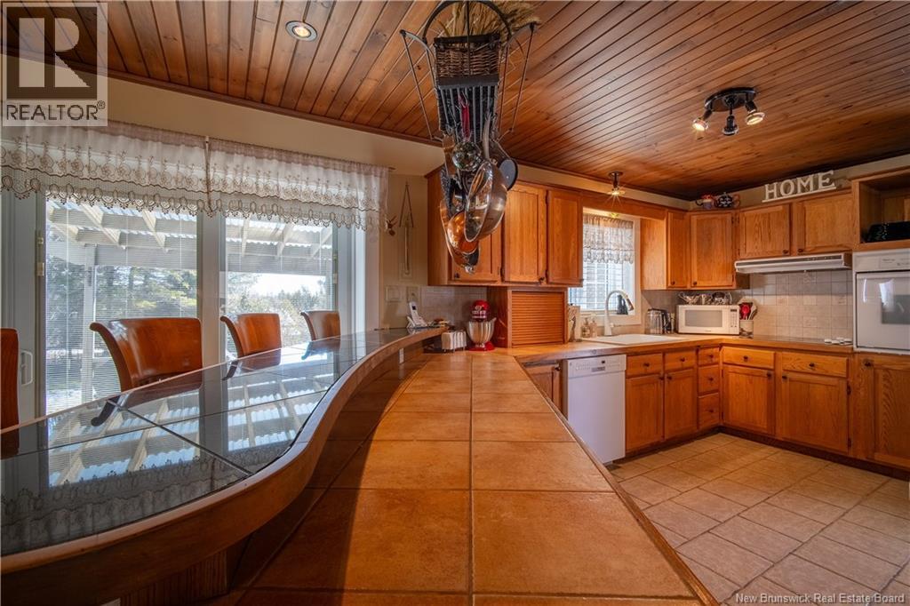 38 Cornwall Road, Shediac, New Brunswick  E4P 1P1 - Photo 9 - NB137382