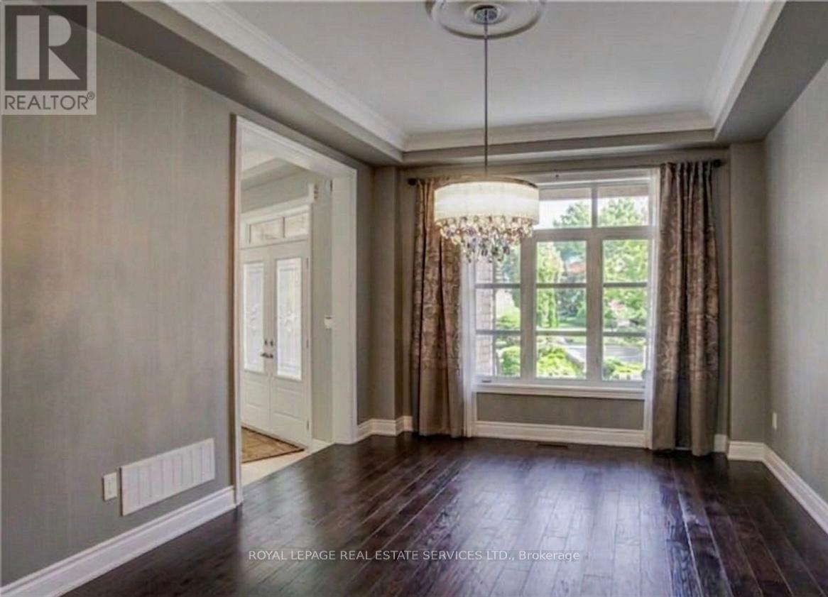 2366 Chateau Common, Oakville, Ontario  L6M 0S1 - Photo 6 - W13010618