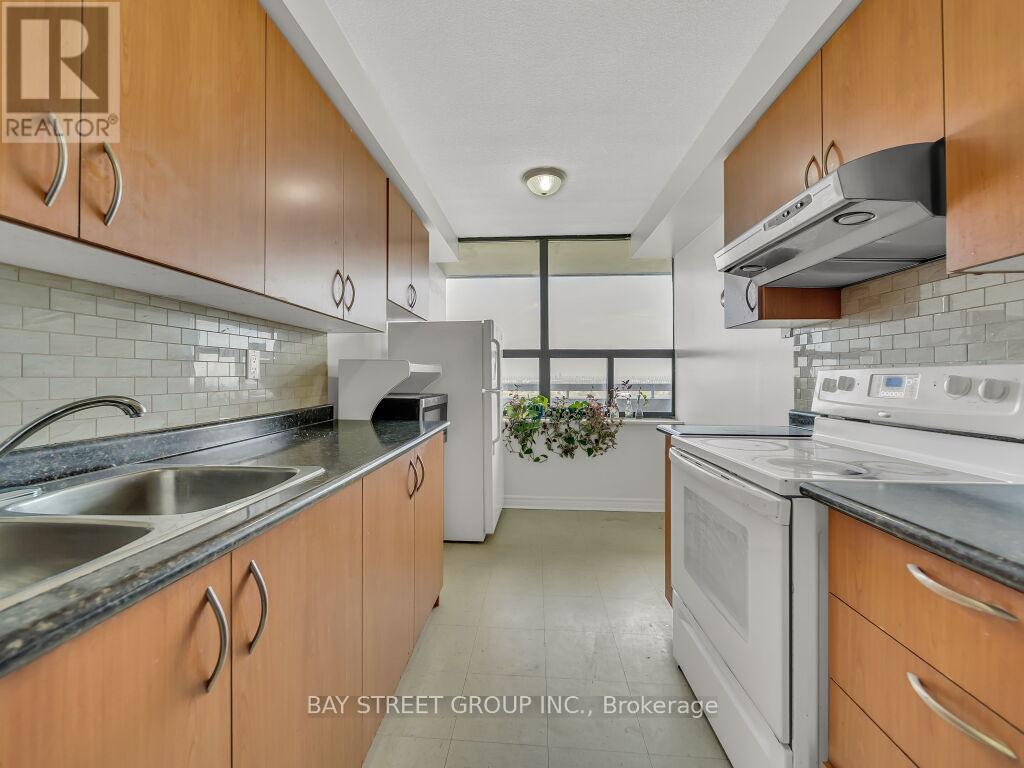 1003 - 18 Knightsbridge Road, Brampton, Ontario  L6T 3X5 - Photo 22 - W13010636