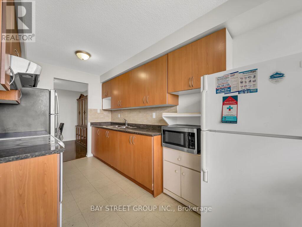 1003 - 18 Knightsbridge Road, Brampton, Ontario  L6T 3X5 - Photo 24 - W13010636