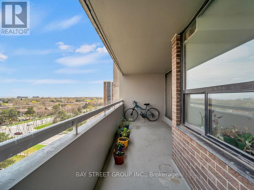 1003 - 18 Knightsbridge Road, Brampton, Ontario  L6T 3X5 - Photo 35 - W13010636