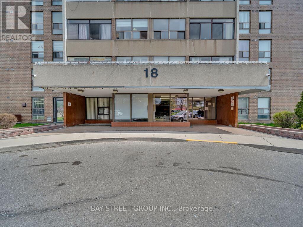 1003 - 18 Knightsbridge Road, Brampton, Ontario  L6T 3X5 - Photo 4 - W13010636