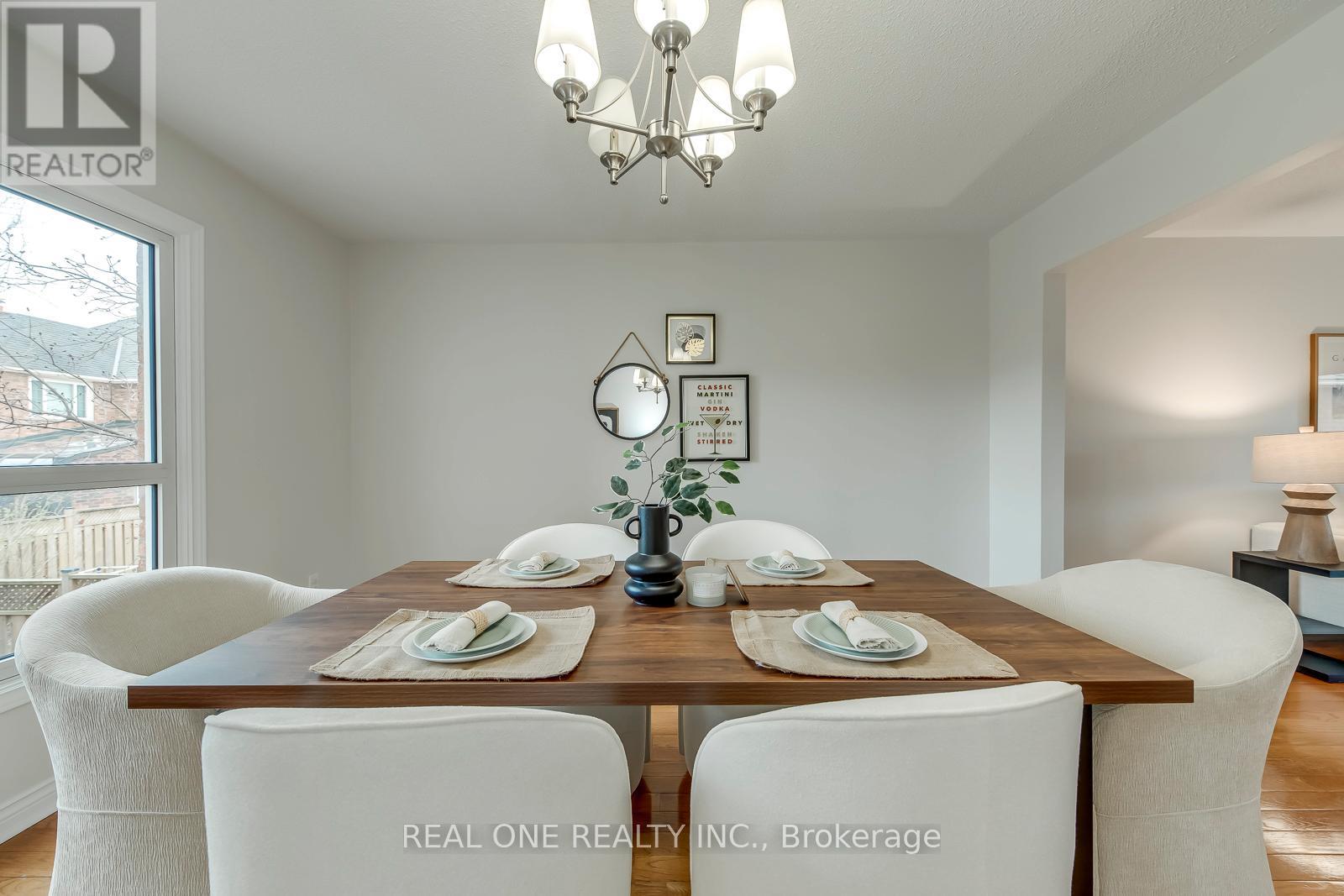 1190 Valleybrook Drive, Oakville, Ontario  L6H 4Z7 - Photo 10 - W13010638