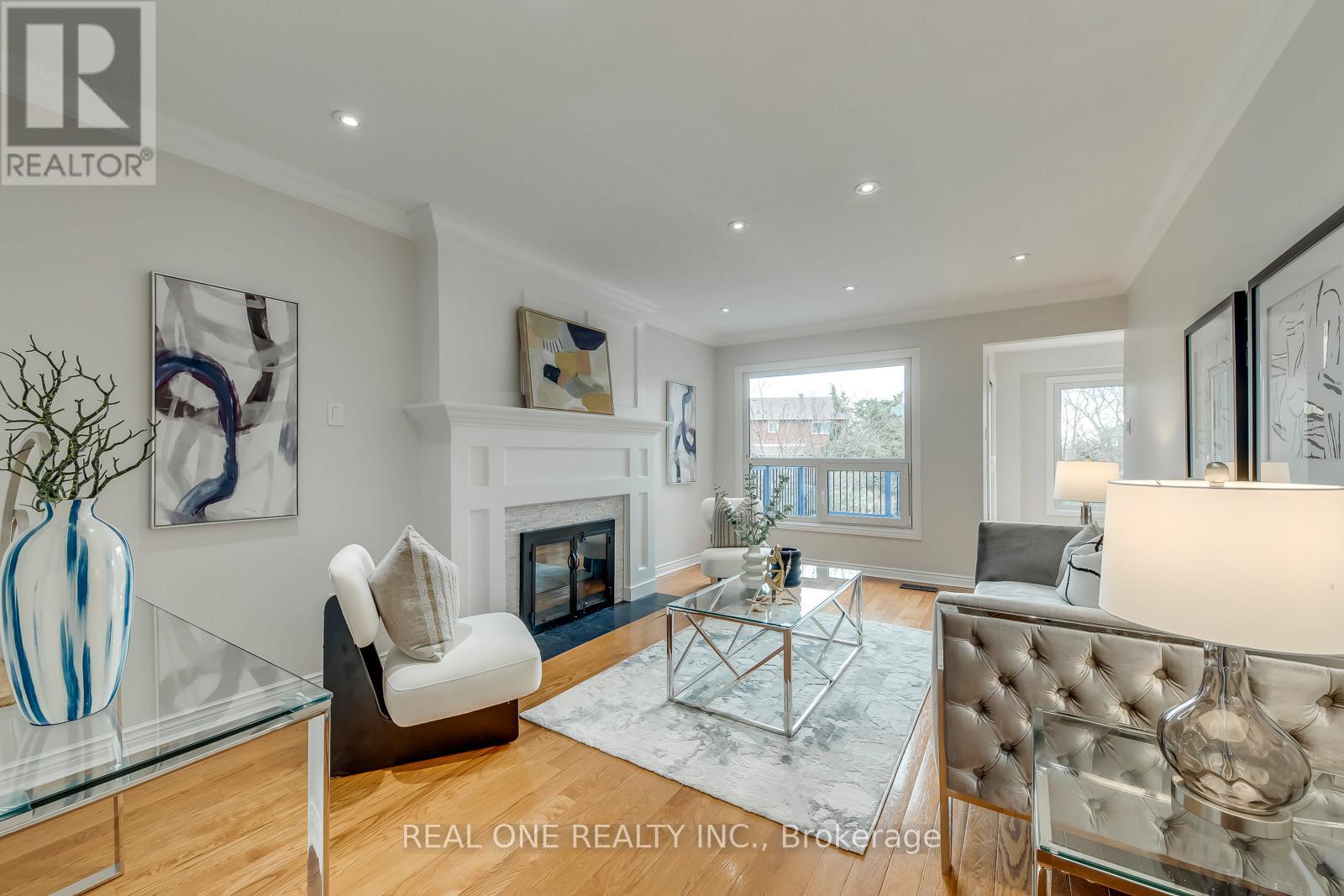 1190 Valleybrook Drive, Oakville, Ontario  L6H 4Z7 - Photo 11 - W13010638