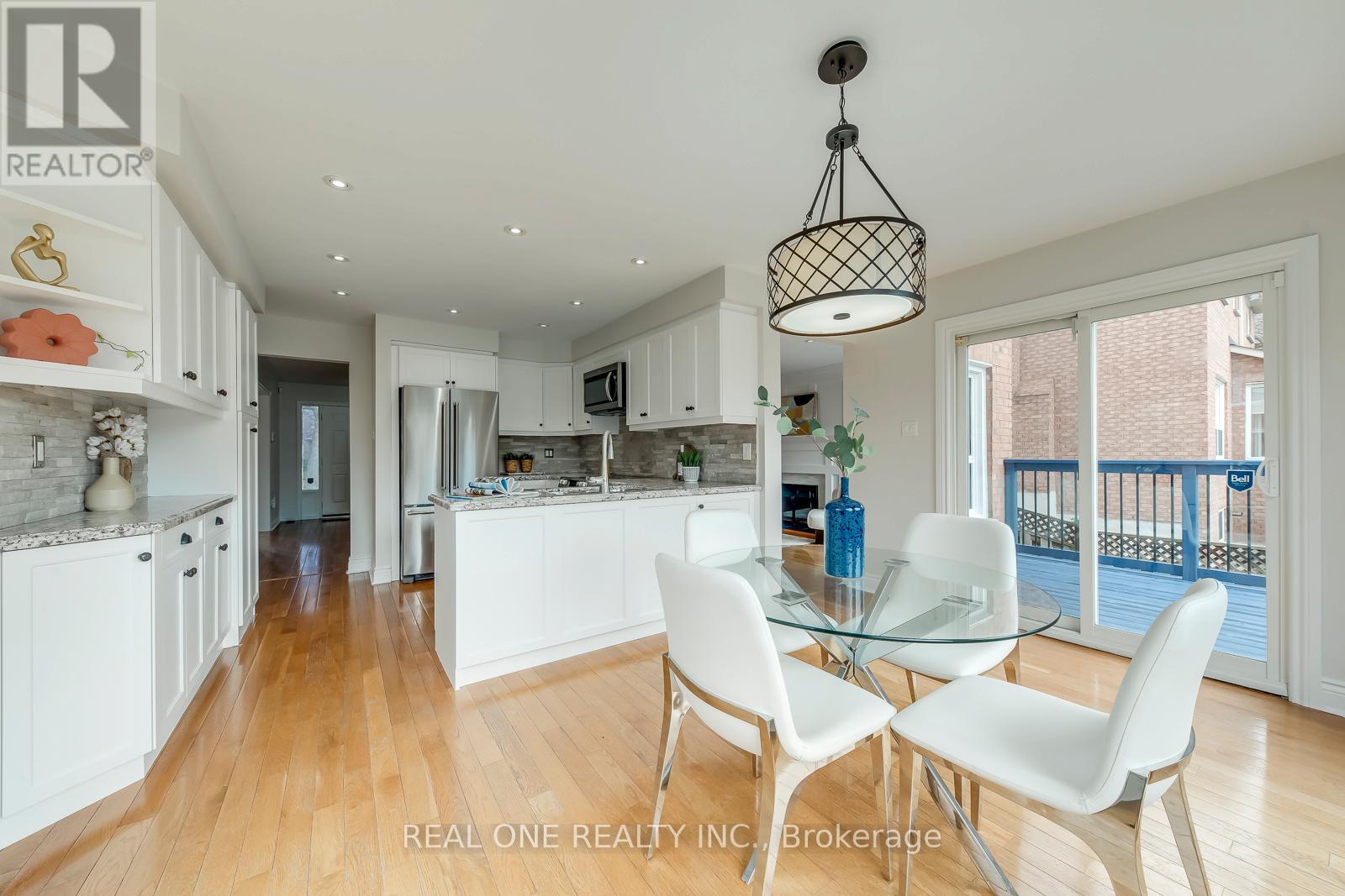 1190 Valleybrook Drive, Oakville, Ontario  L6H 4Z7 - Photo 23 - W13010638