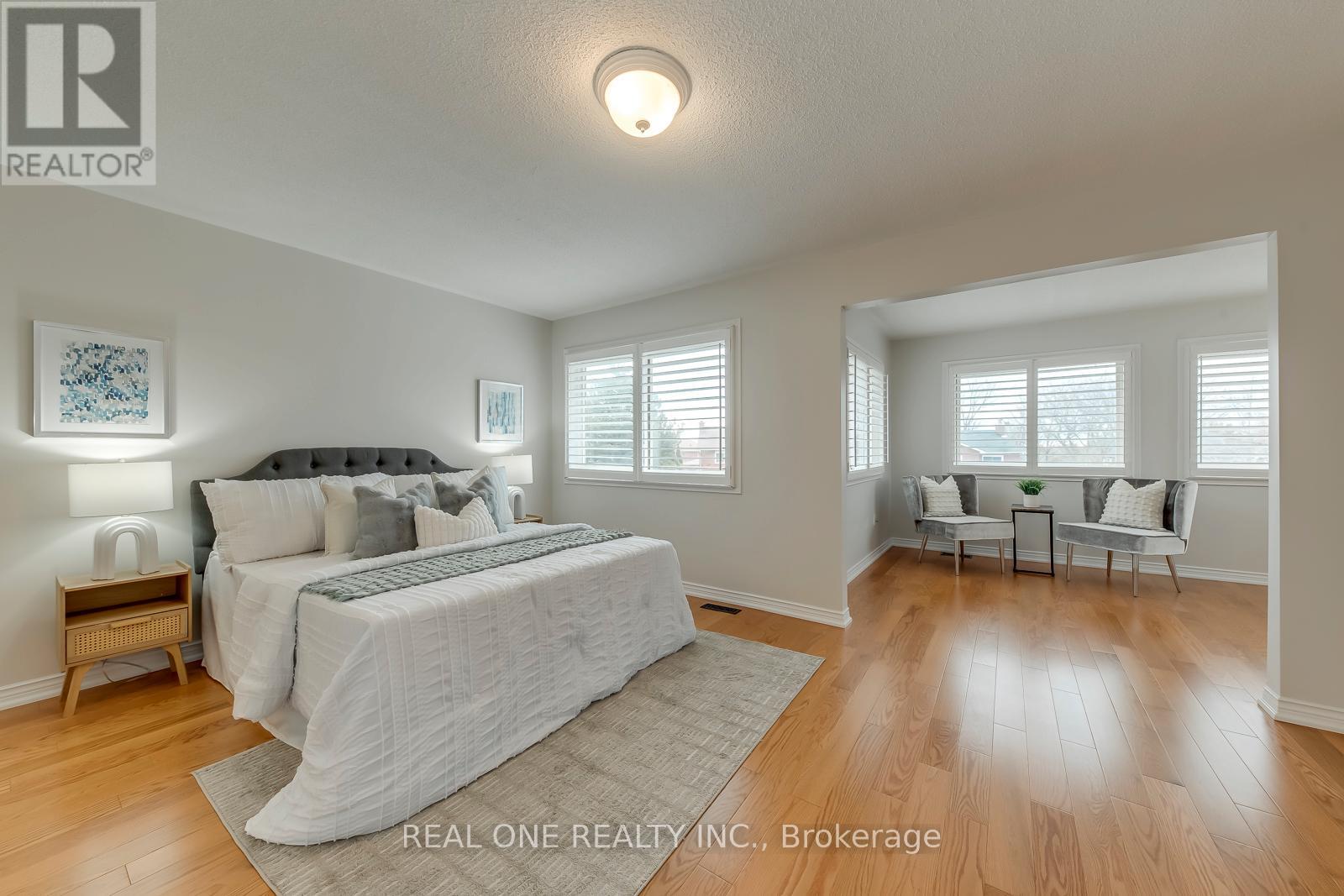 1190 Valleybrook Drive, Oakville, Ontario  L6H 4Z7 - Photo 33 - W13010638