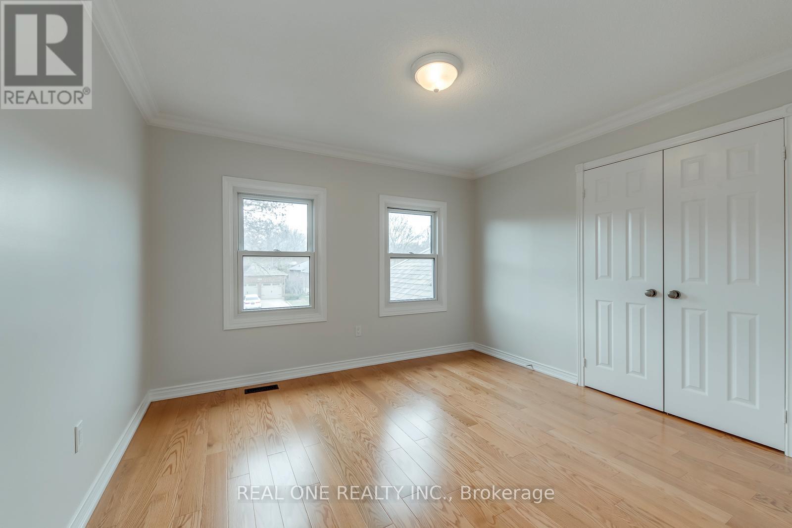 1190 Valleybrook Drive, Oakville, Ontario  L6H 4Z7 - Photo 41 - W13010638