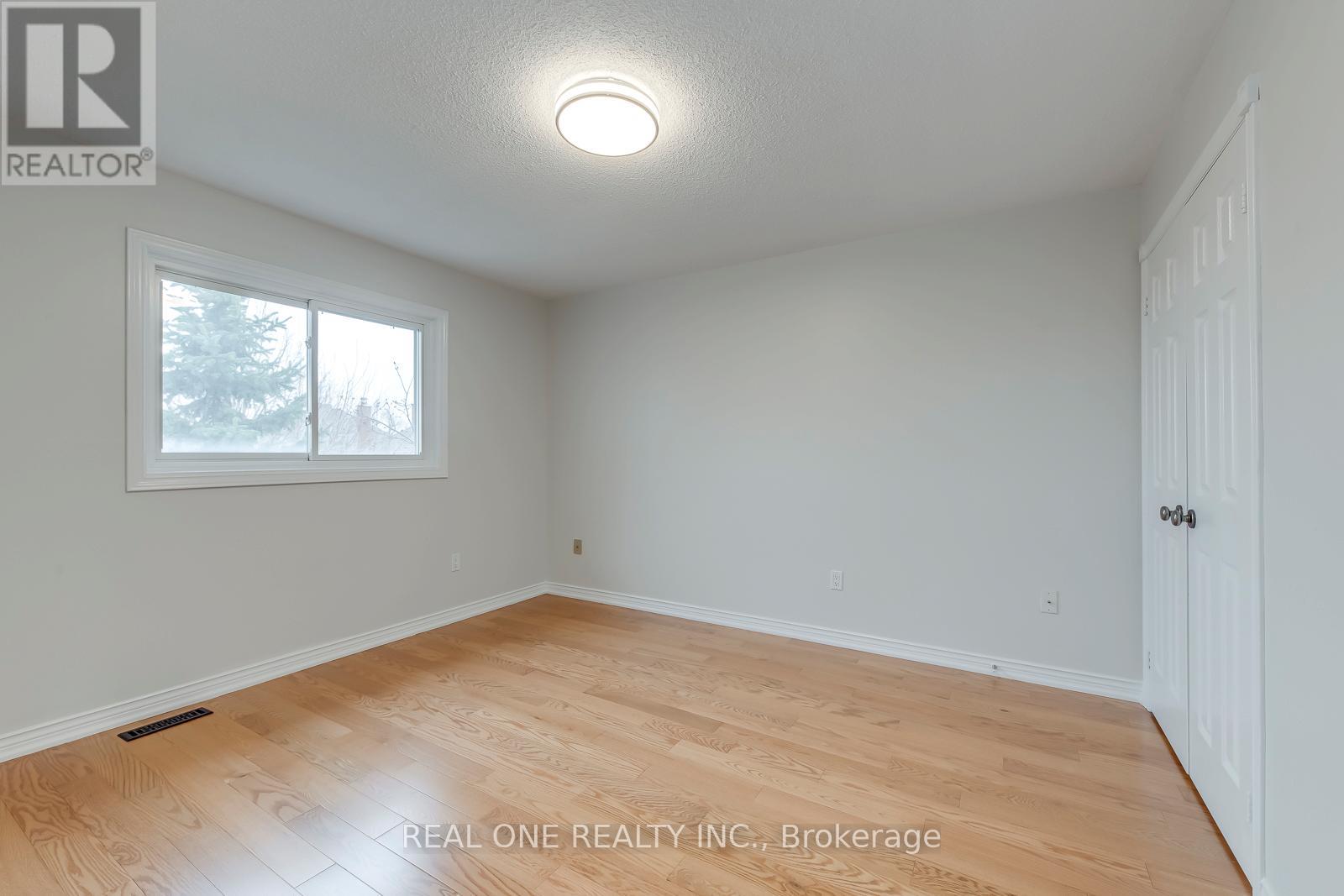 1190 Valleybrook Drive, Oakville, Ontario  L6H 4Z7 - Photo 44 - W13010638