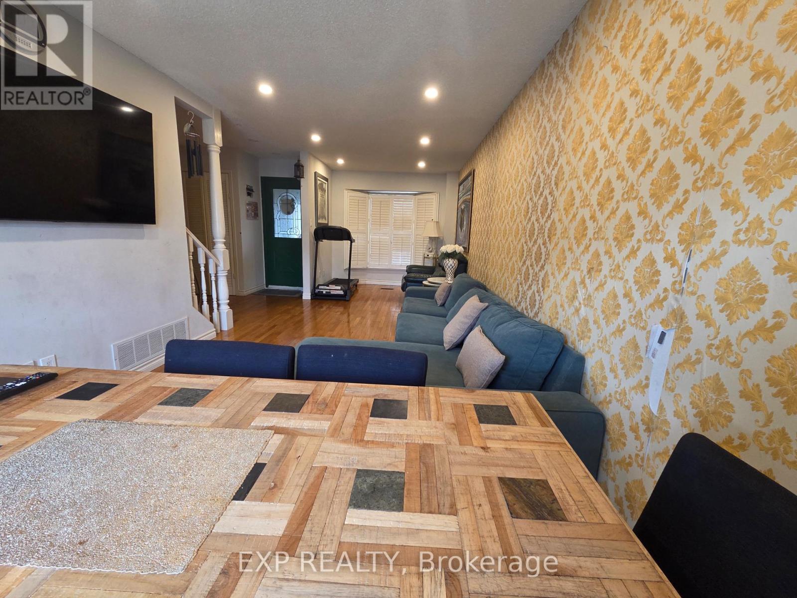 Main - 3082 Cantelon Crescent, Mississauga, Ontario  L5N 3J8 - Photo 4 - W13010666