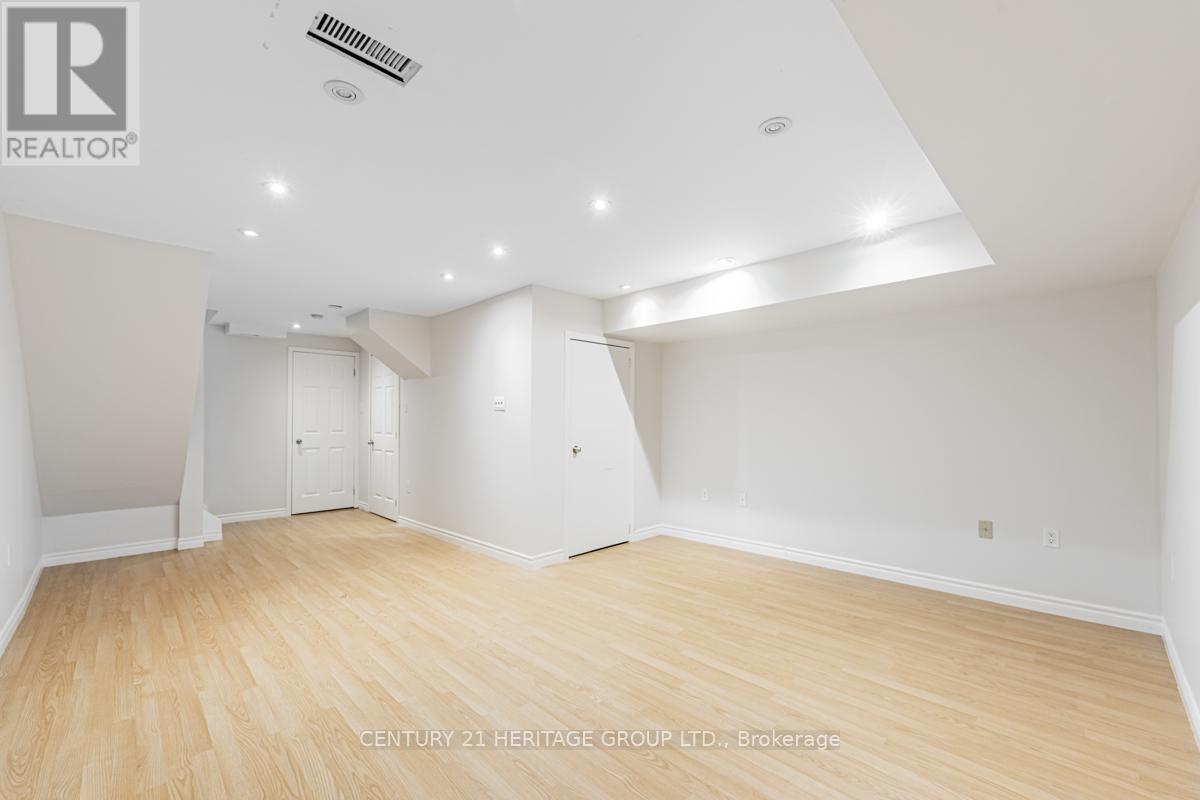 5602 Cortina Crescent, Mississauga, Ontario  L4Z 3R3 - Photo 15 - W13010684