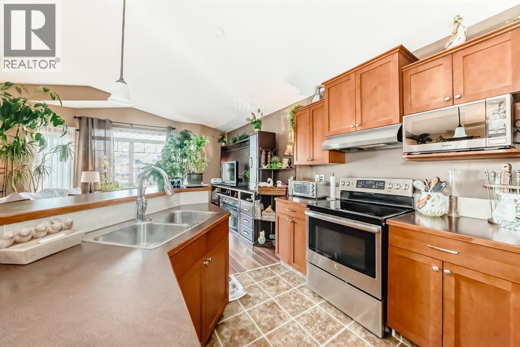 493 Squamish Lane W, Lethbridge, Alberta  T1K 7W7 - Photo 7 - A2301149