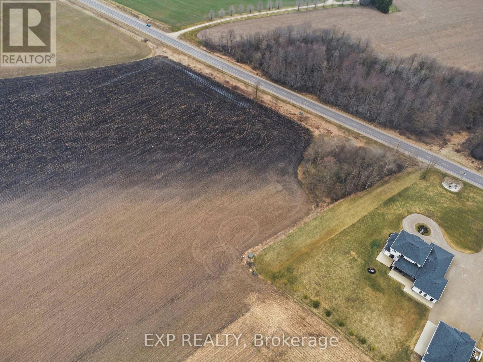 9 Wellington Road, Mapleton, Ontario  N0G 2T0 - Photo 5 - X13010556