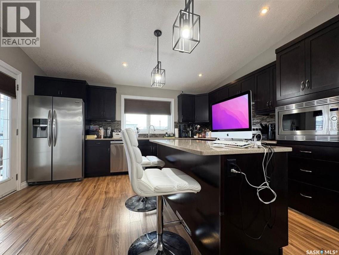 4301 Green Poplar Lane, Regina, Saskatchewan  S4V 1R1 - Photo 13 - SK033216