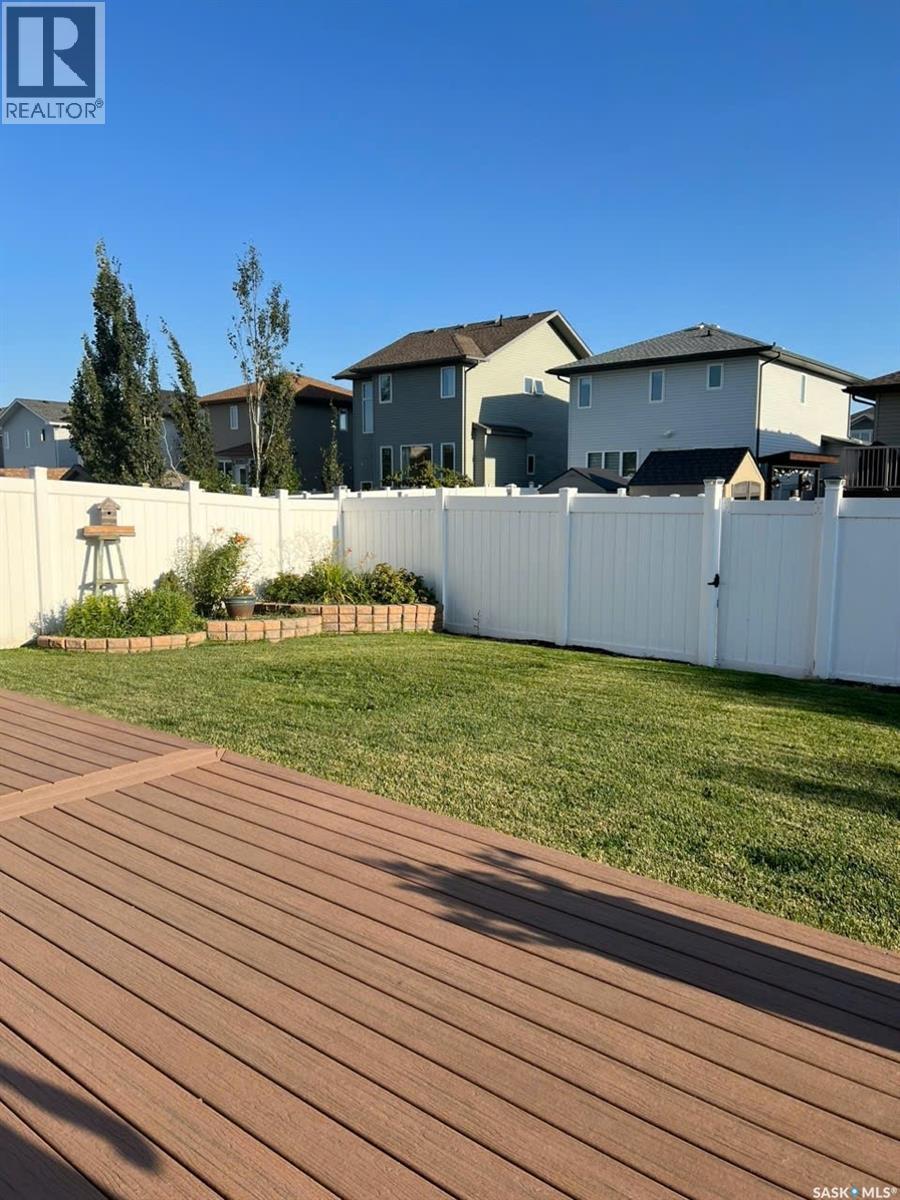 4301 Green Poplar Lane, Regina, Saskatchewan  S4V 1R1 - Photo 21 - SK033216