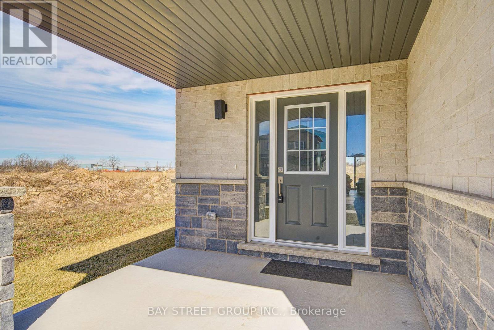 39 Meadowlark Drive, Port Colborne, Ontario  L3K 6E3 - Photo 2 - X13010602