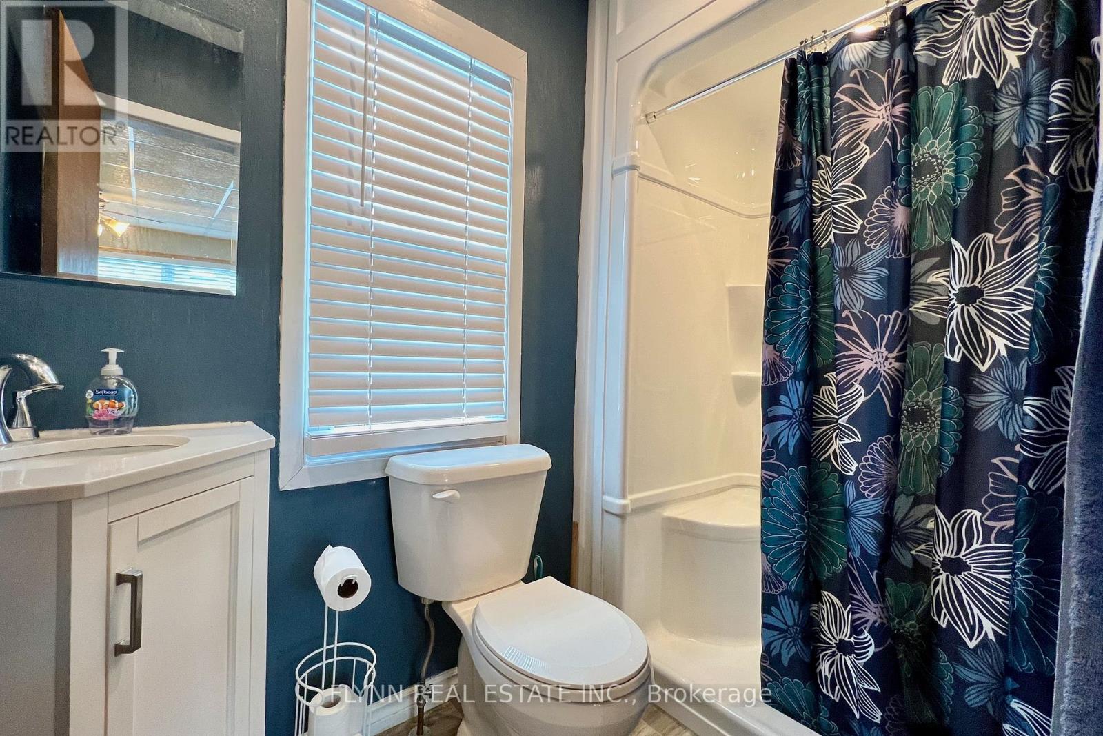 6594 Barker Street, Niagara Falls, Ontario  L2G 1Y8 - Photo 13 - X13010656