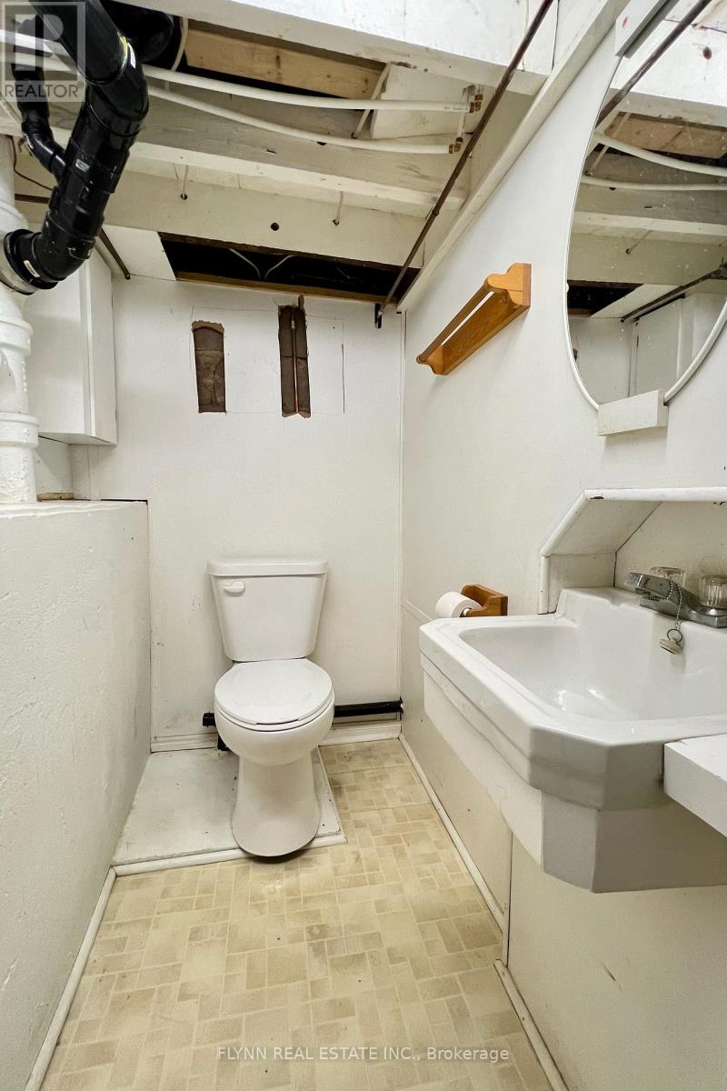 6594 Barker Street, Niagara Falls, Ontario  L2G 1Y8 - Photo 22 - X13010656