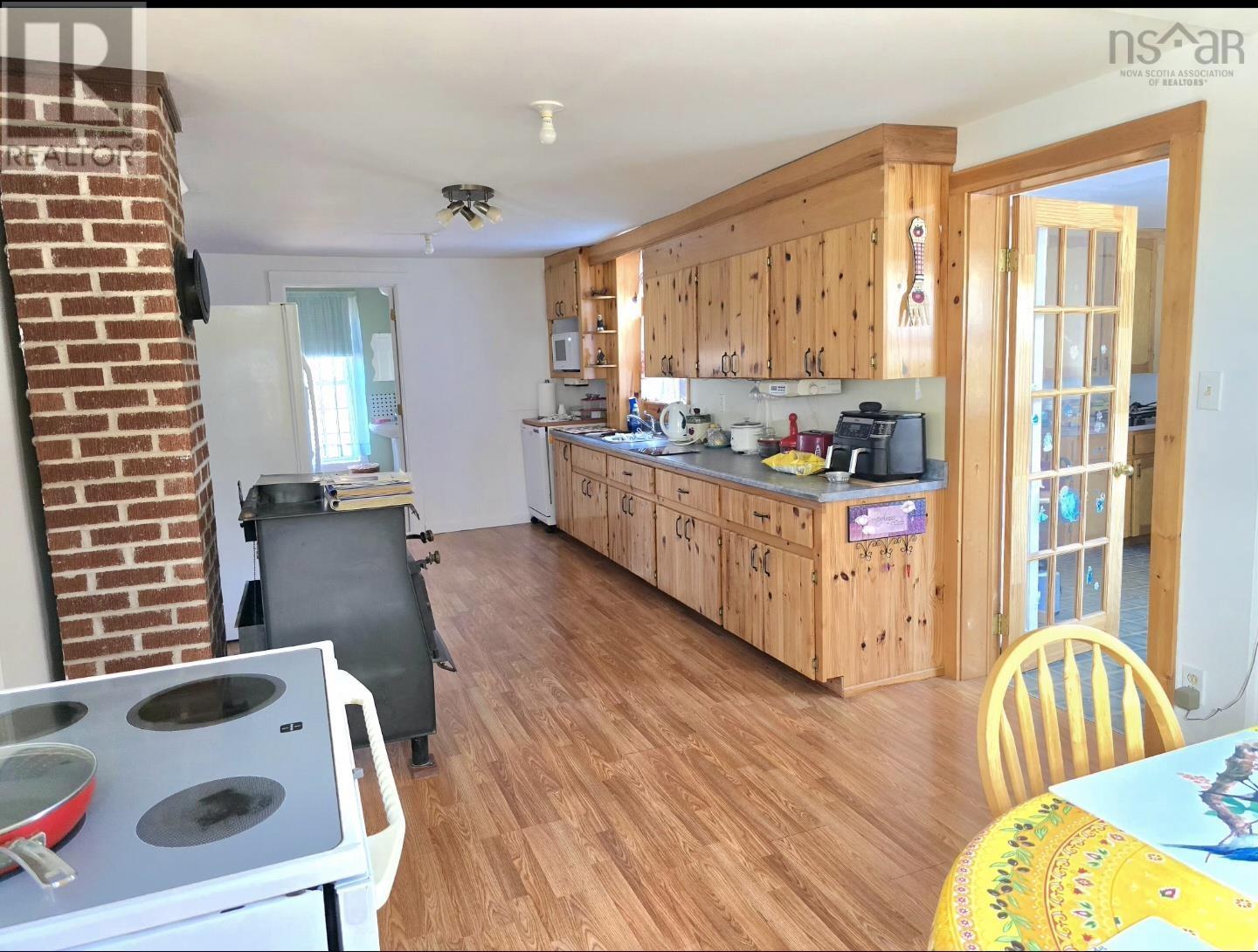 8921 221 Highway, Sheffield Mills, Nova Scotia B0P 1H0 - Photo 11 - 202526305
