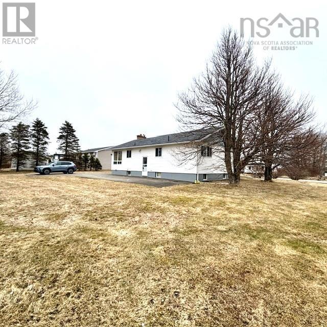 3339 Emerlad Street, New Waterford, Nova Scotia  B1H 1H7 - Photo 5 - 202607712