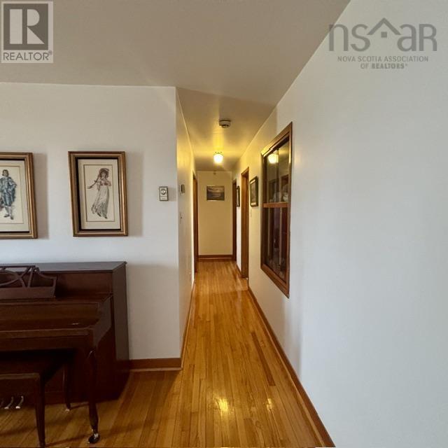 3339 Emerlad Street, New Waterford, Nova Scotia  B1H 1H7 - Photo 15 - 202607712