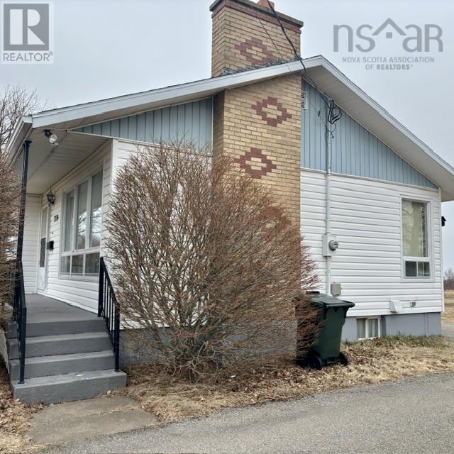 3339 Emerlad Street, New Waterford, Nova Scotia  B1H 1H7 - Photo 4 - 202607712