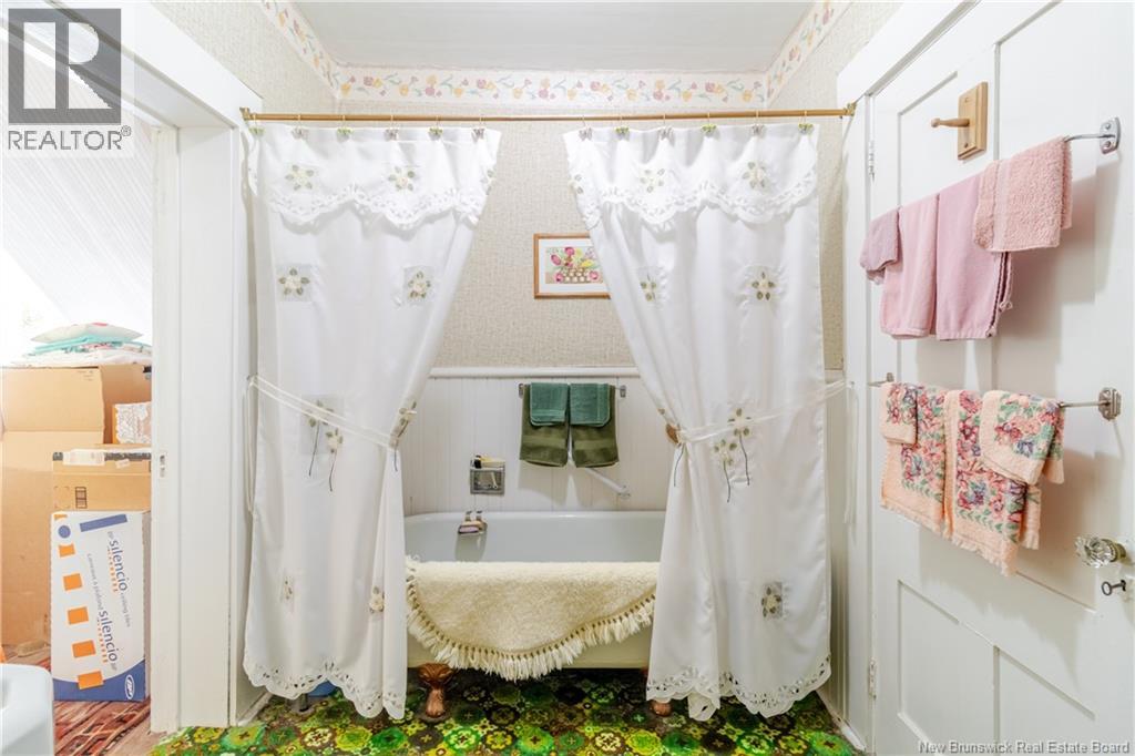 406 Main Street, Hartland, New Brunswick  E7P 2N4 - Photo 16 - NB135646