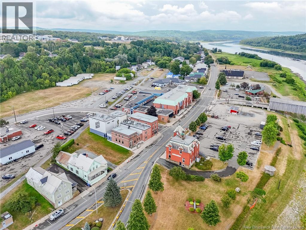 406 Main Street, Hartland, New Brunswick  E7P 2N4 - Photo 3 - NB135646