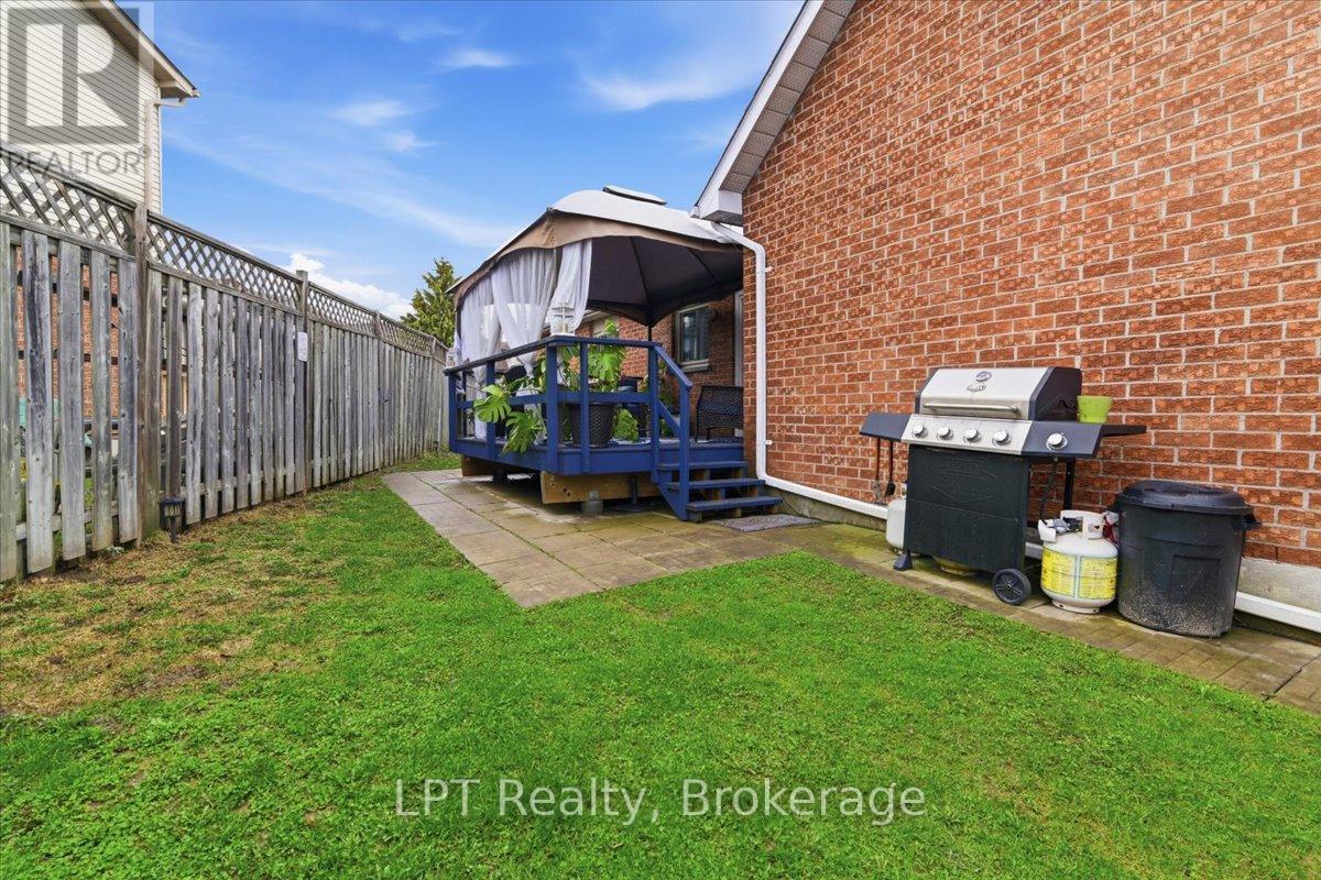 831 Lavis Street, Oshawa, Ontario  L1K 1W8 - Photo 19 - E13010696