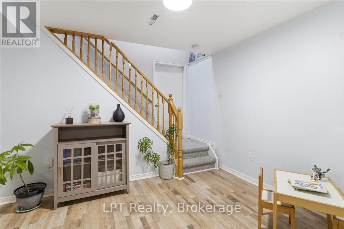 831 Lavis Street, Oshawa, Ontario  L1K 1W8 - Photo 21 - E13010696