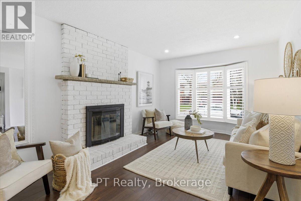 831 Lavis Street, Oshawa, Ontario  L1K 1W8 - Photo 9 - E13010696