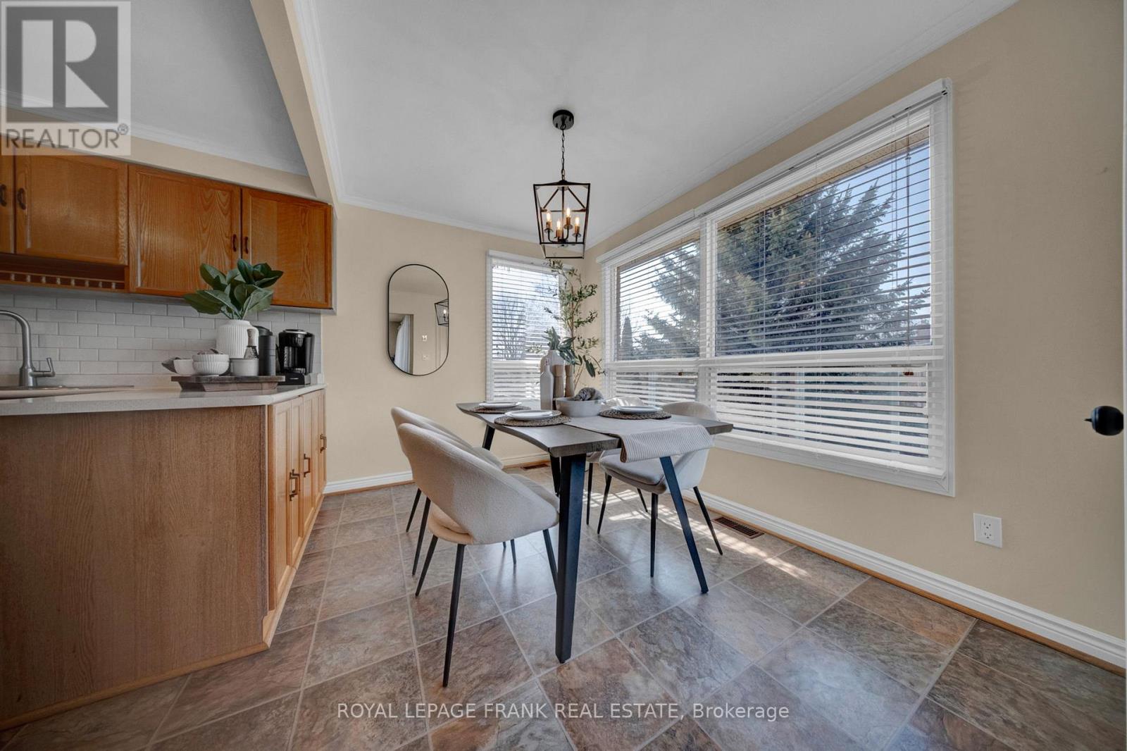 86 Devondale Street, Clarington, Ontario  L1E 2A1 - Photo 7 - E13010728