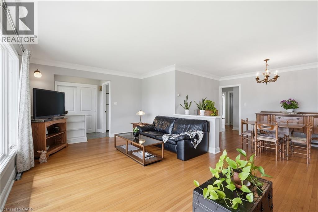 62 Grenadier Drive, Hamilton, Ontario  L8T 4E3 - Photo 6 - 40821473