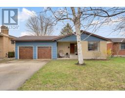 7 LOCKE HEIGHTS, Strathroy-Caradoc, Ontario