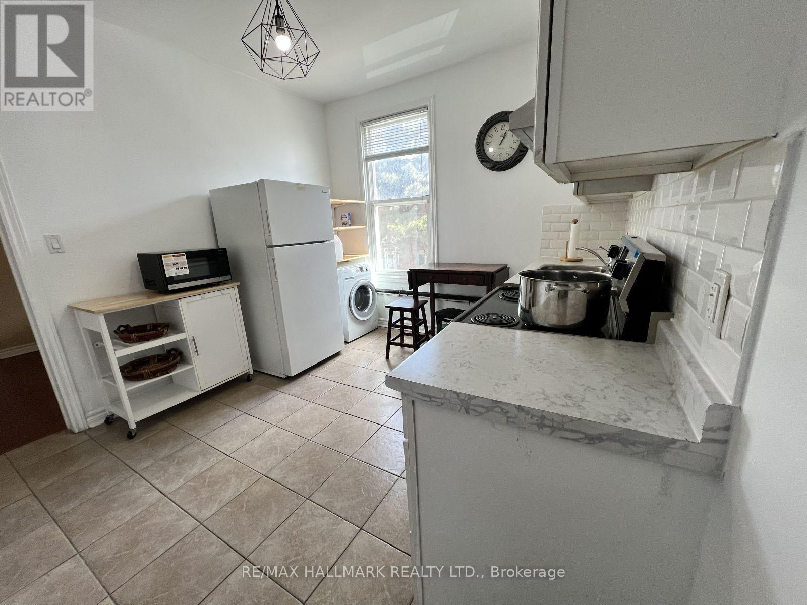 2 - 374 Dundas Street E, Toronto, Ontario  M5A 2A3 - Photo 3 - C13010712