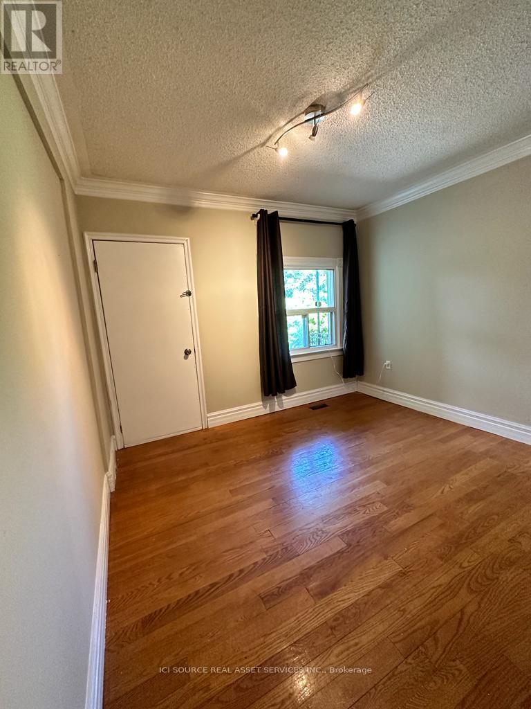 Main Fl - 574 Dovercourt Road, Toronto, Ontario  M6H 2W6 - Photo 12 - C13010730