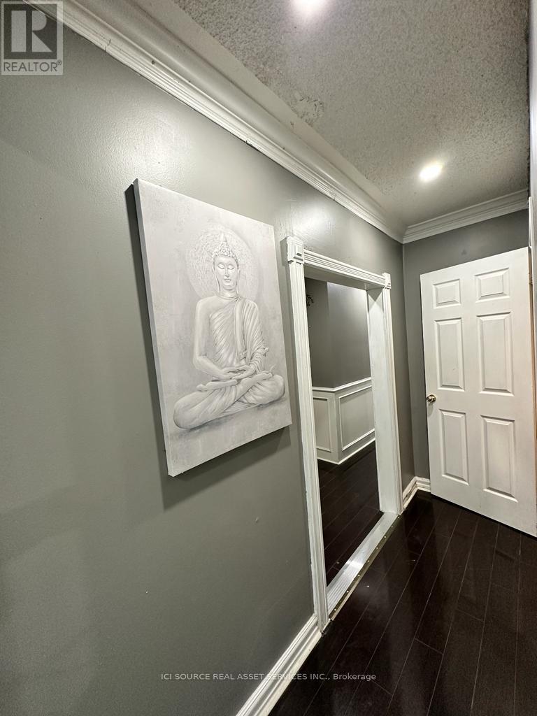 Main Fl - 574 Dovercourt Road, Toronto, Ontario  M6H 2W6 - Photo 7 - C13010730