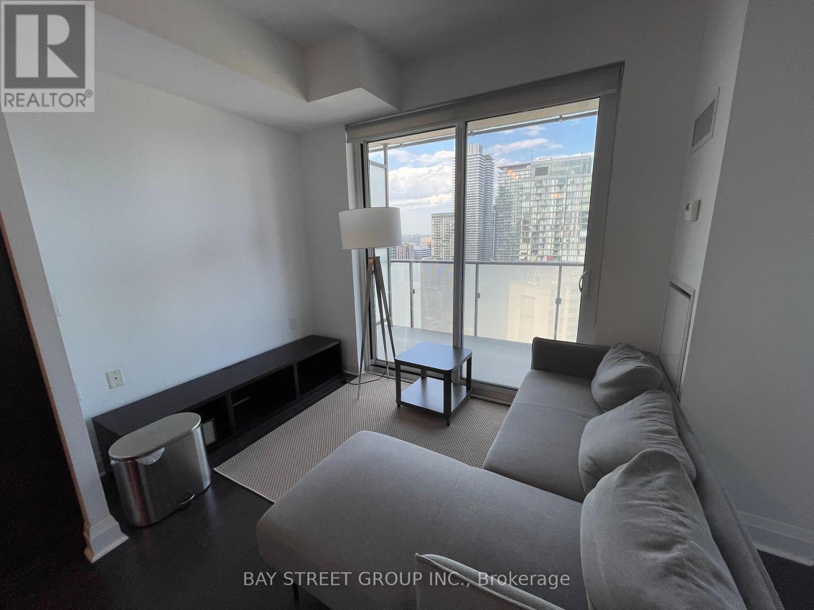 2811 - 1080 Bay Street, Toronto, Ontario  M5S 0A5 - Photo 6 - C13010734