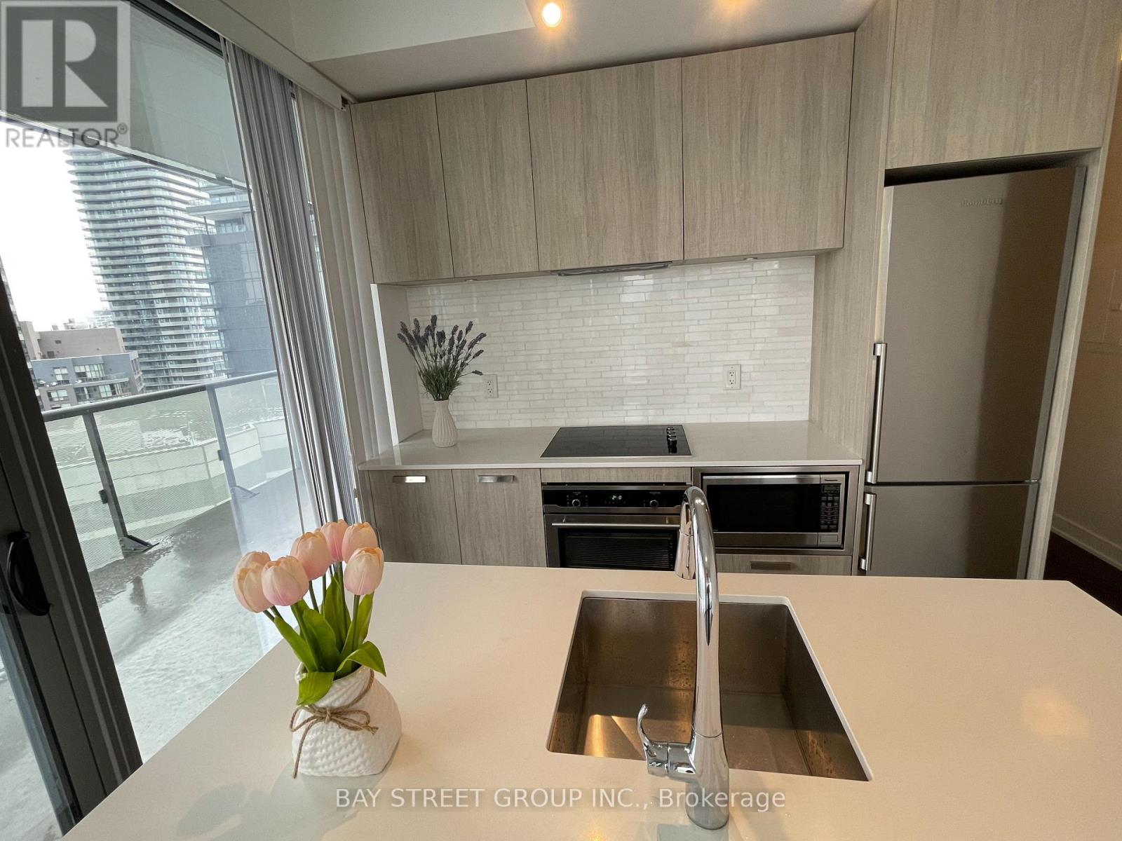 2710 - 57 St Joseph Street, Toronto, Ontario  M5S 0C5 - Photo 6 - C13010744