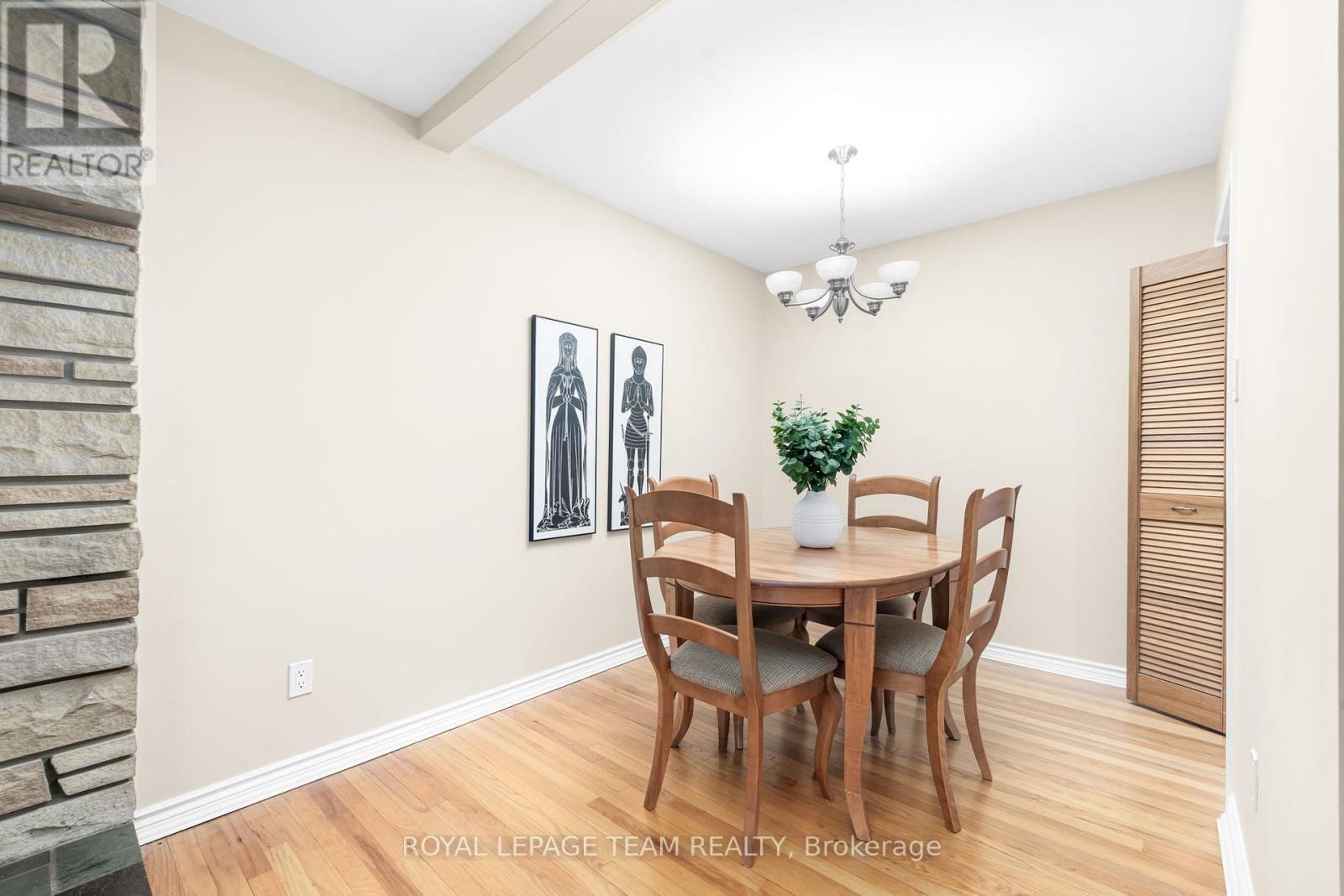 30 Elmsley Crescent, Ottawa, Ontario  K2H 6V3 - Photo 11 - X13010740