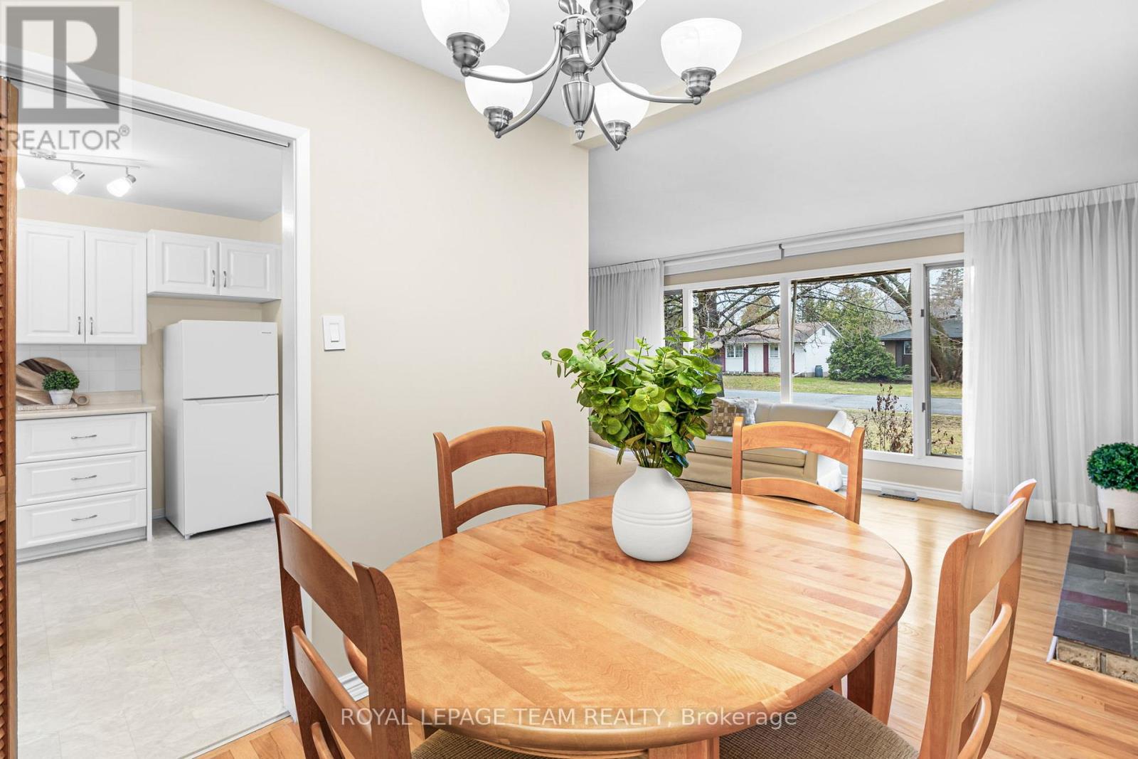 30 Elmsley Crescent, Ottawa, Ontario  K2H 6V3 - Photo 12 - X13010740