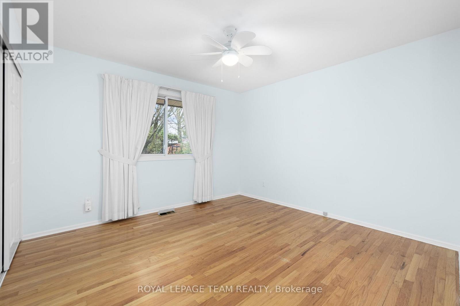 30 Elmsley Crescent, Ottawa, Ontario  K2H 6V3 - Photo 24 - X13010740