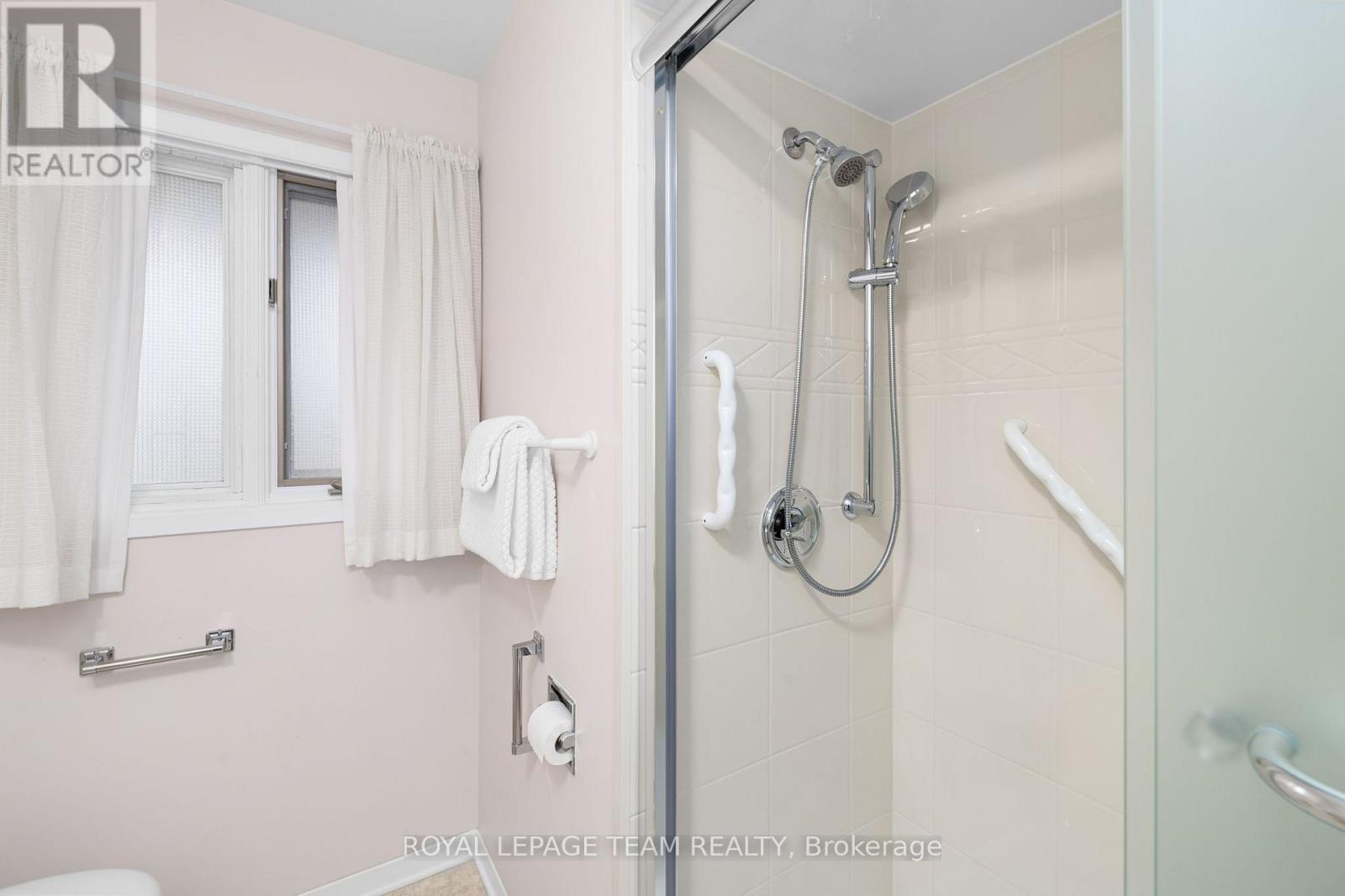 30 Elmsley Crescent, Ottawa, Ontario  K2H 6V3 - Photo 31 - X13010740