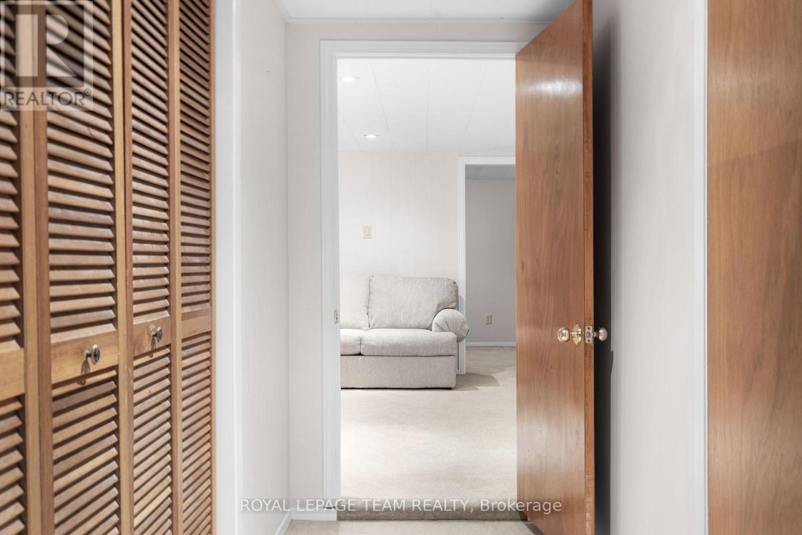 30 Elmsley Crescent, Ottawa, Ontario  K2H 6V3 - Photo 33 - X13010740