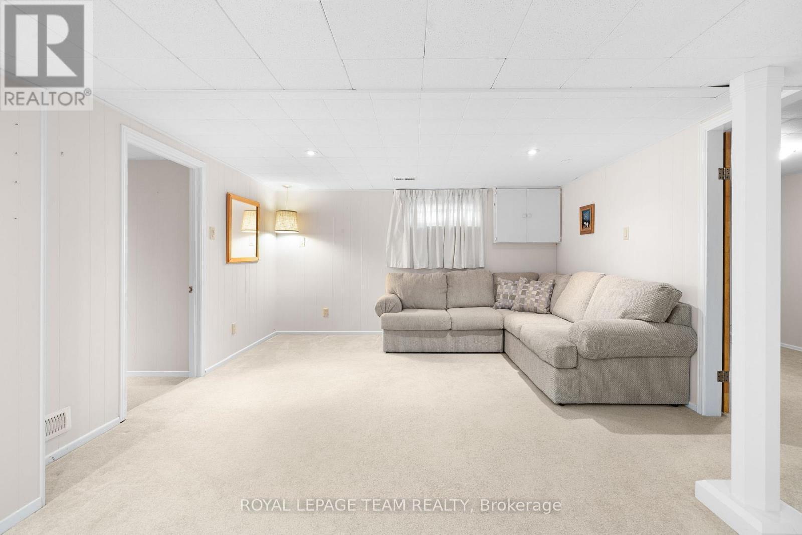 30 Elmsley Crescent, Ottawa, Ontario  K2H 6V3 - Photo 35 - X13010740