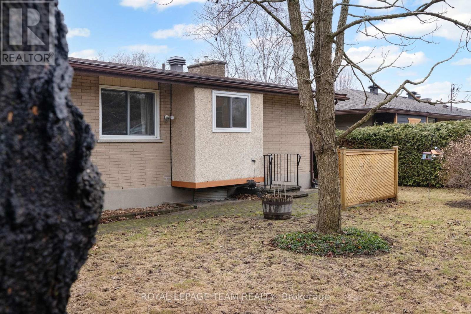 30 Elmsley Crescent, Ottawa, Ontario  K2H 6V3 - Photo 43 - X13010740